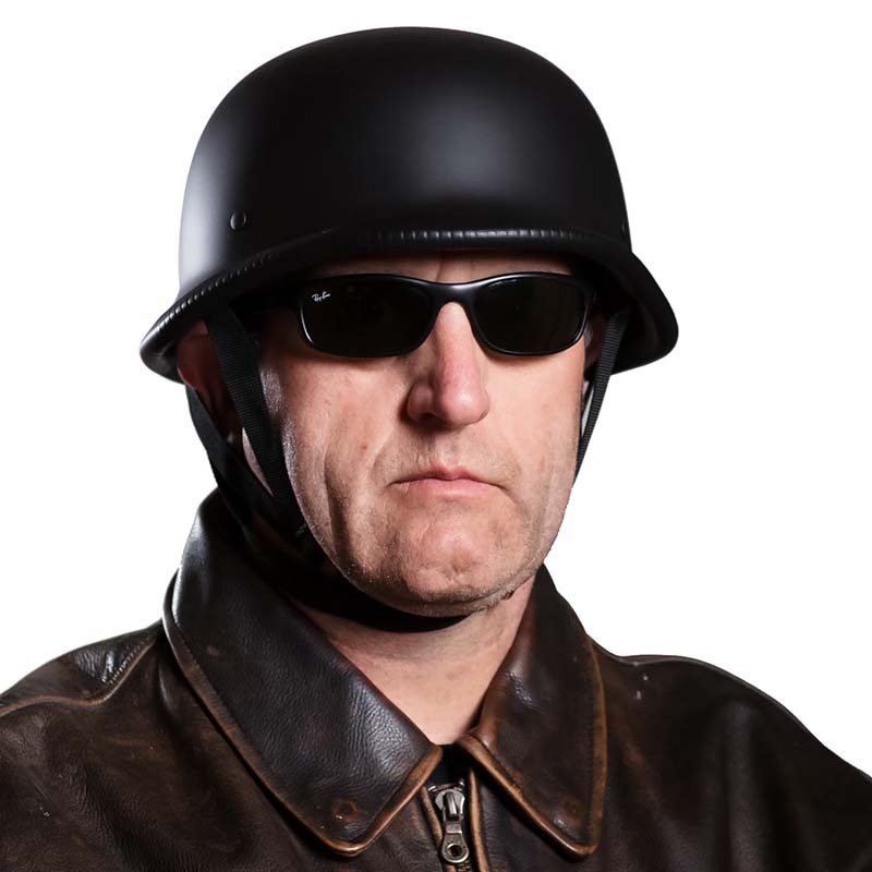 Premium men's vintage half-face motorcycle helmet, robust ABS shell, open-face for classic cruiser & street riding.