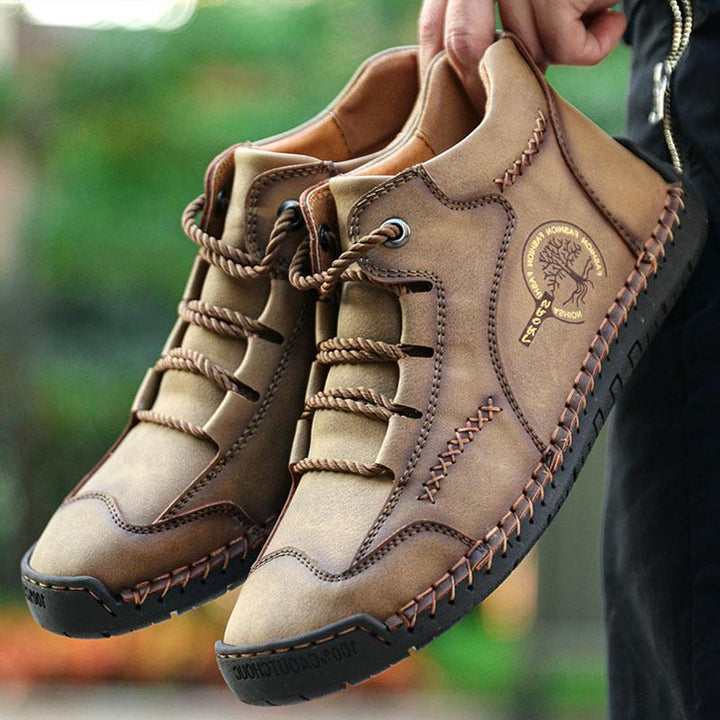 Men's comfortable orthopedic loafers made from genuine vintage-style leather for casual outfits.