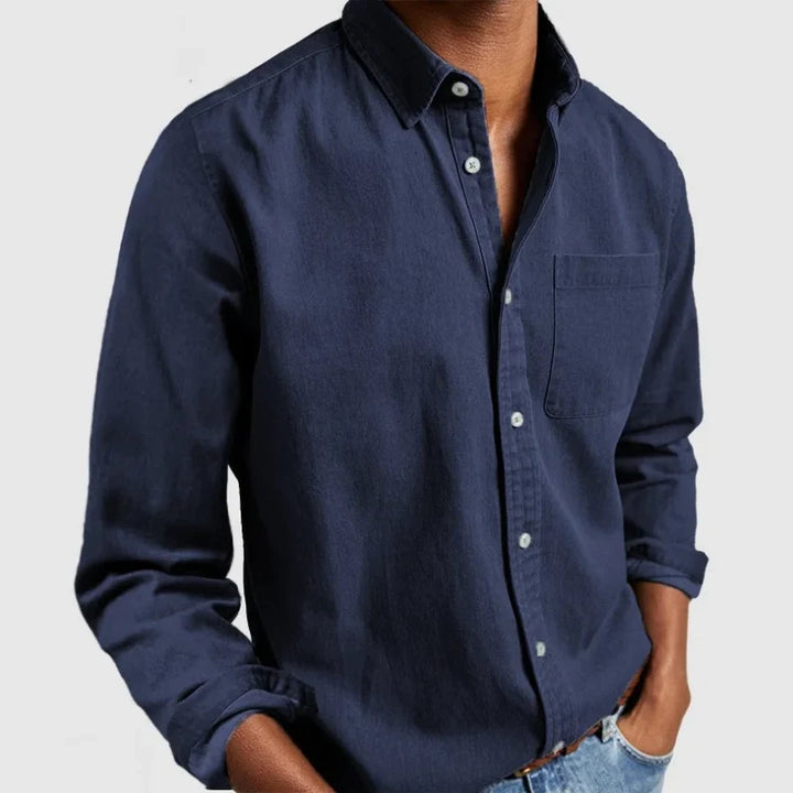 Casual men's long sleeve button shirt, vintage-inspired relaxed fit, perfect for everyday style.