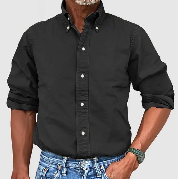 Classic men's vintage button down shirt, long sleeve, relaxed fit. Versatile style for comfortable, timeless menswear.