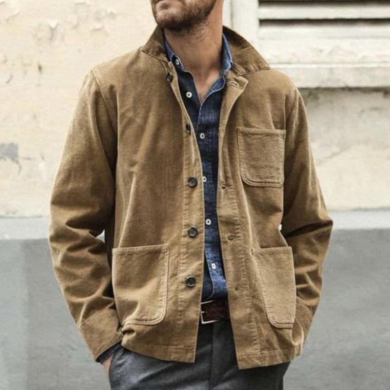 Stylish men's mid-season utility jacket, featuring a classic lapel and functional flap pockets for everyday wear.