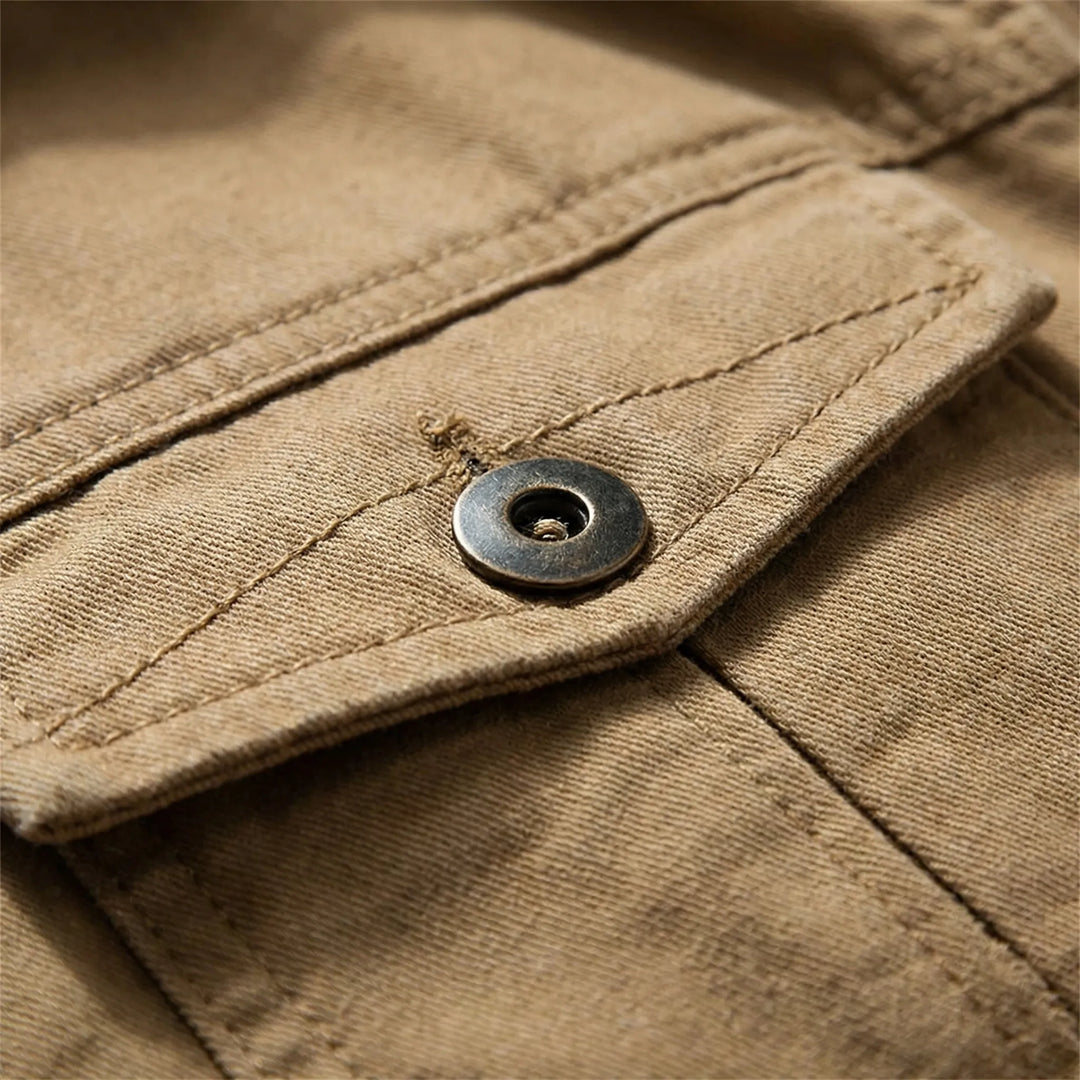Durable men's everyday parka with secure pockets, water-repellent finish, and warm lining for winter.