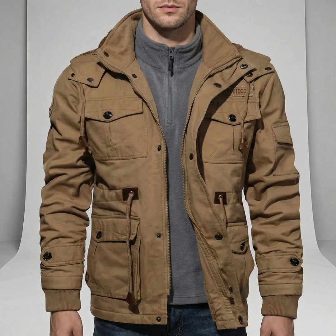 Casual men's water-repellent parka for everyday wear. A versatile windproof outerwear piece.