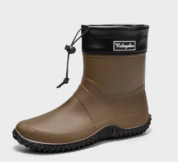 Durable men's waterproof ankle work boots for all-weather protection, non-slip grip, quality footwear