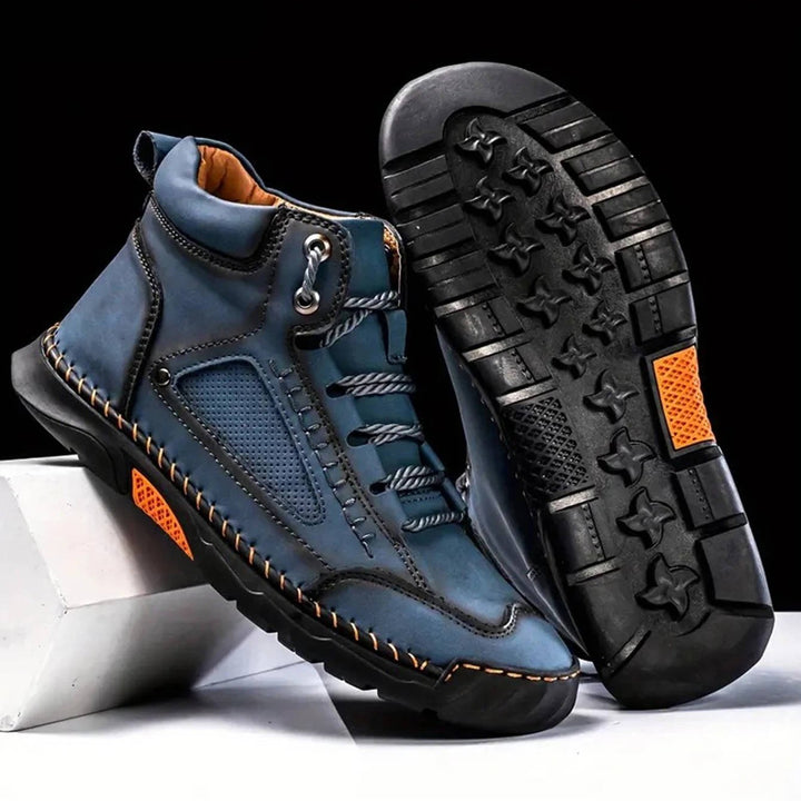 All-weather men's trekking boots, durable and waterproof for any trail.