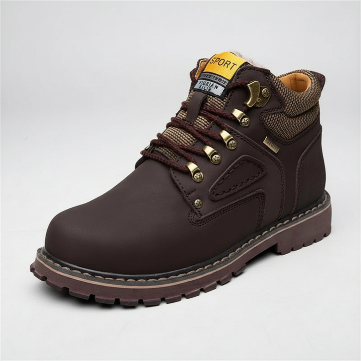Comfortable men's waterproof winter sneakers, ideal for casual cold-weather wear.