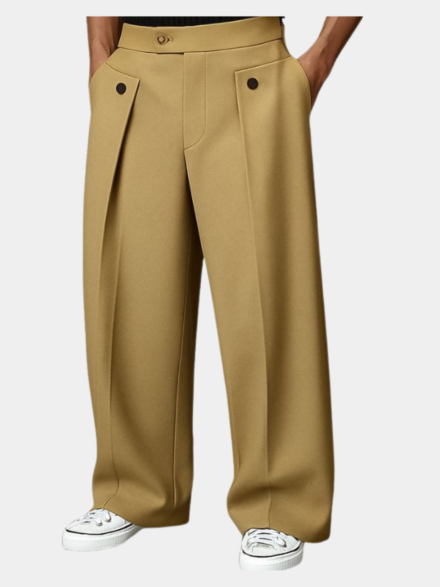 Men's wide-leg trousers in relaxed fit, offering comfortable everyday style. Versatile for casual & smart occasions.