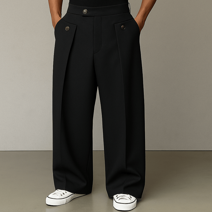 Stylish men's pleated wide-leg trousers, ideal for versatile smart casual or comfortable everyday wear.