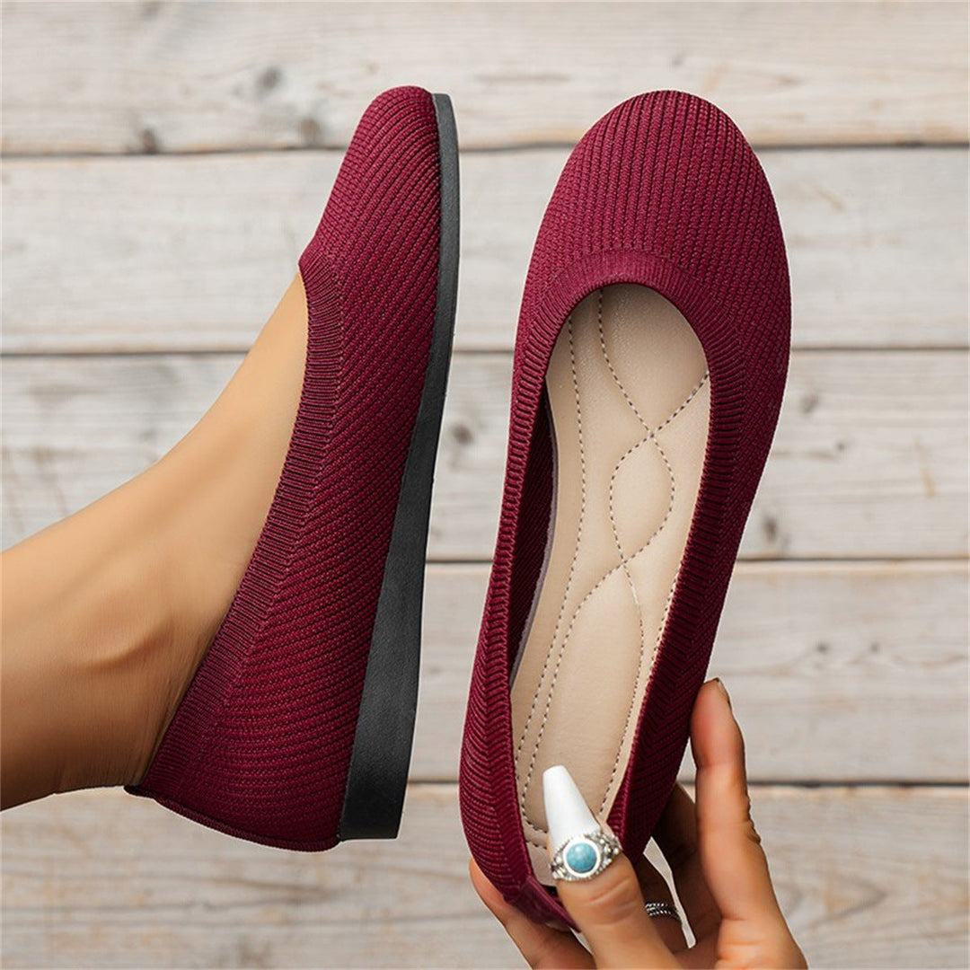 Women's flat orthopedic walking shoes, Camille ballerinas, designed for ultimate comfort and all-day foot support.