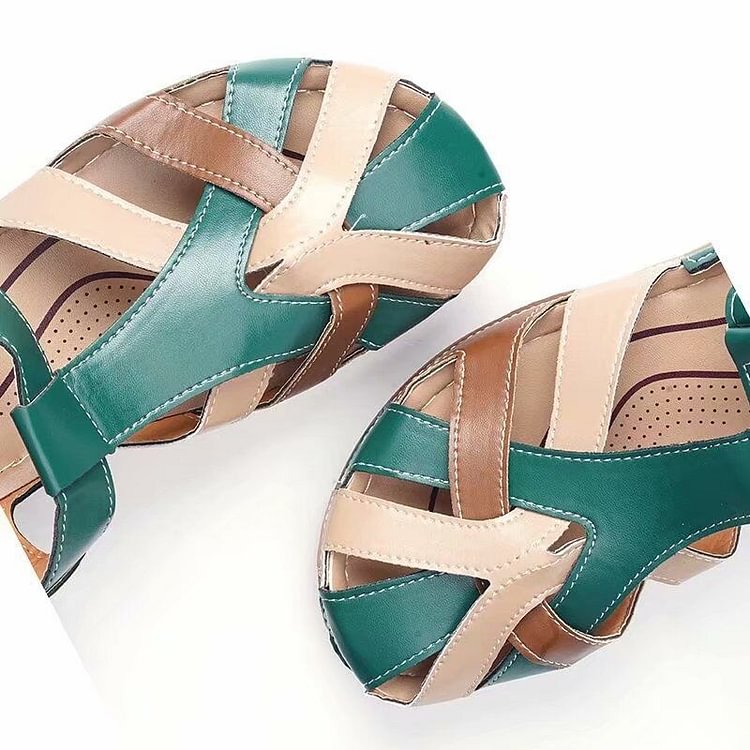 Women's Sophia orthopedic sandals for pain relief, featuring cushioned sole & foot support for everyday comfort.