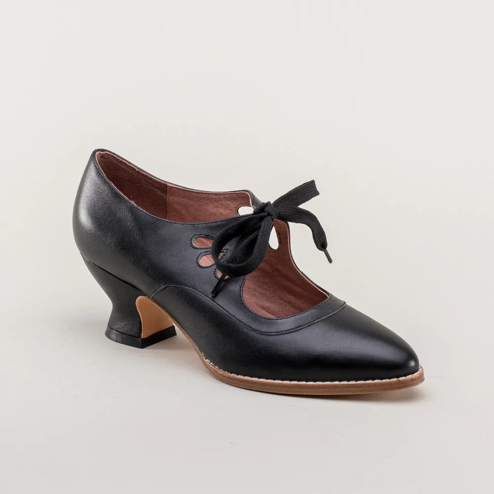 Comfortable women's orthopedic pumps, Viviana, featuring arch support for prolonged wear & posture.
