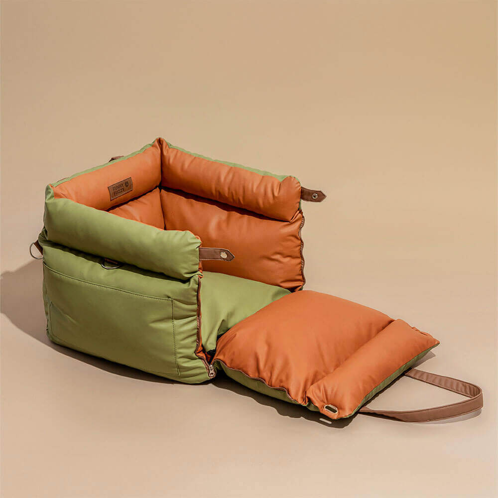 Luxurious PawLuxury dog car seat, provides a secure & cozy spot for car travel.