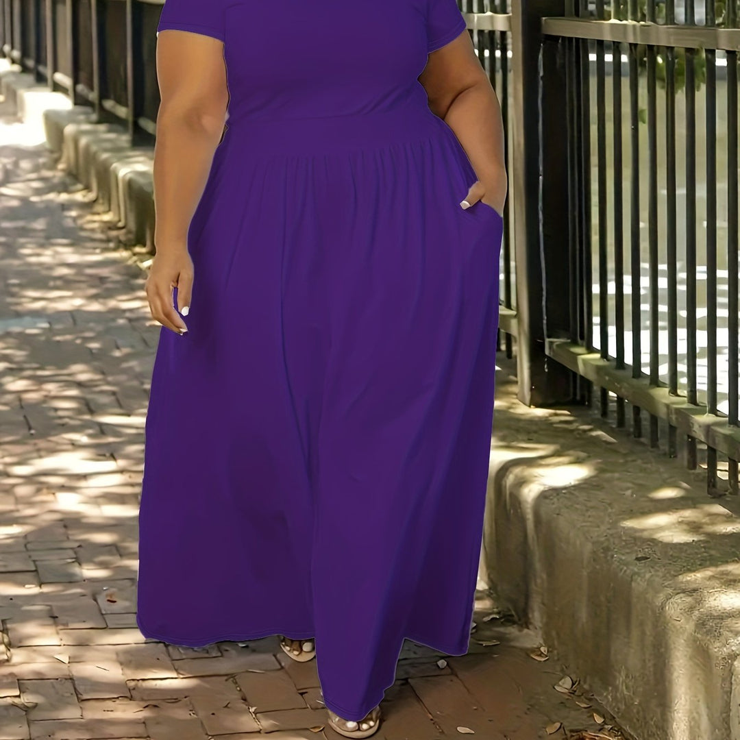 Versatile plus size short sleeve maxi dress, flowy fabric, women's style with pockets.