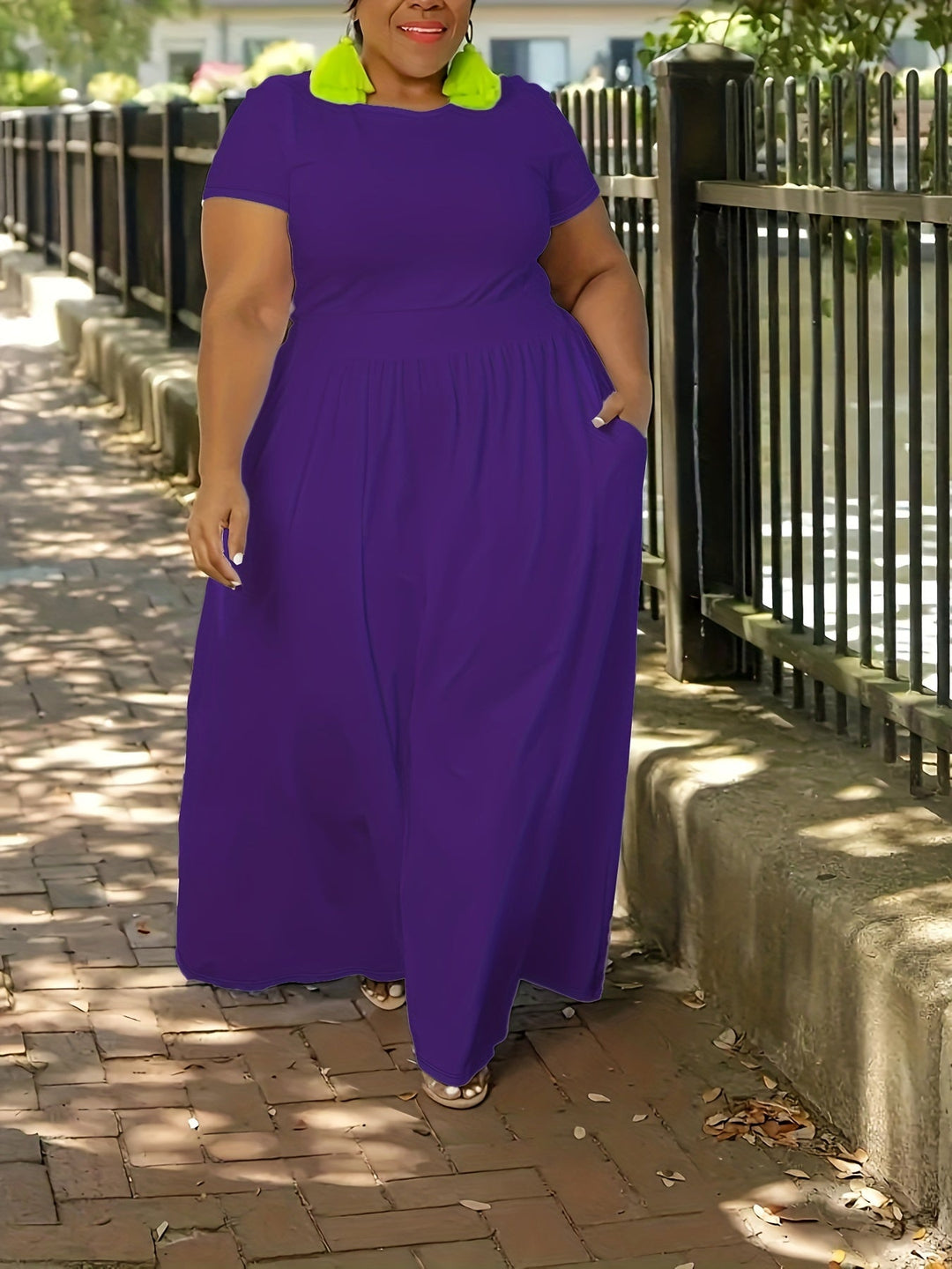 Comfortable plus size women's dress, short sleeve, elegant flowy maxi style.