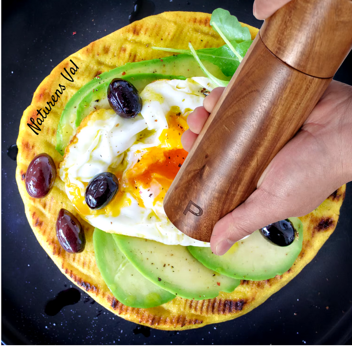 Versatile teak wood kitchen utensil set. Cookware safe wooden spoons, ideal for healthy & eco-friendly cooking.