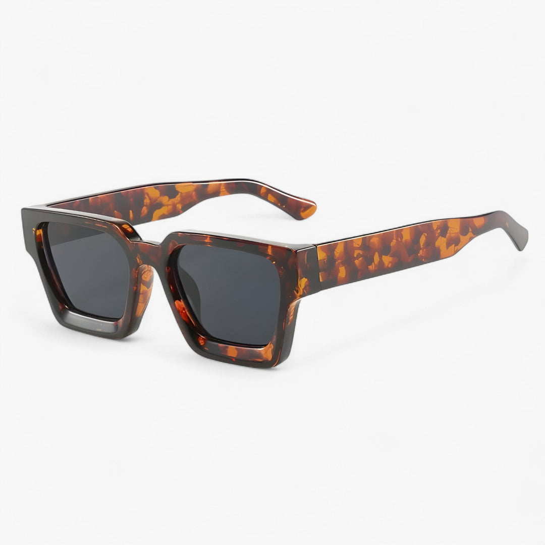 Sleek men's retro square eyewear, offering full UV400 protection & modern style.