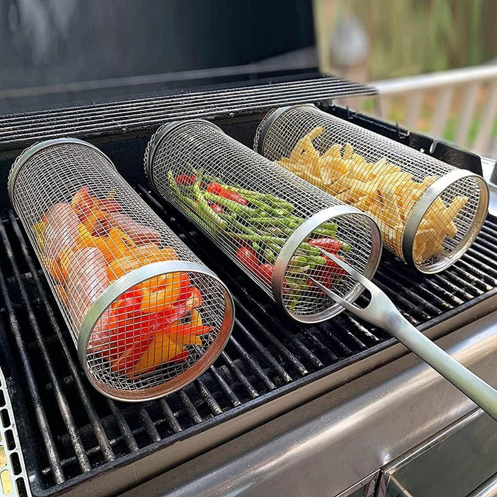 Secure stainless steel BBQ basket for rotisserie grilling of shrimp, chicken wings, meat pieces & more.