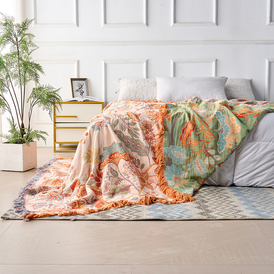 Decorative Boho Cotton Blanket: Unisex rustic floral pattern, machine washable throw for bohemian home decor.