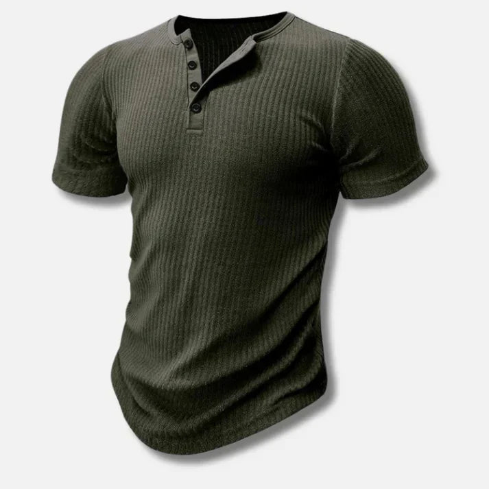 Stylish men's slim-fit Henley t-shirt. Modern design with button closure, ideal for smart casual outfits.