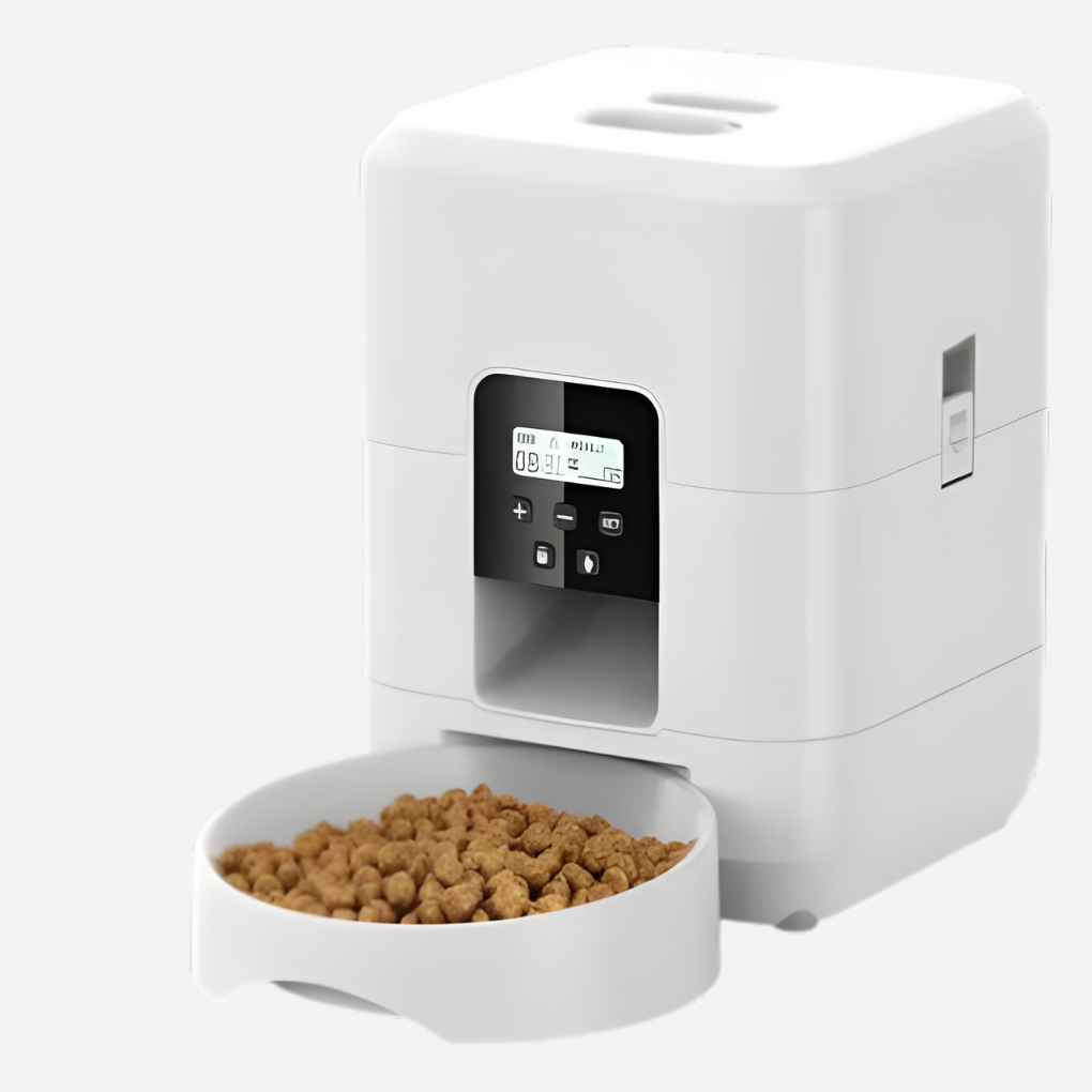 Sleek automatic pet feeder with portion control. Perfect for dry food, programmable for your dog's or cat's meal schedule.