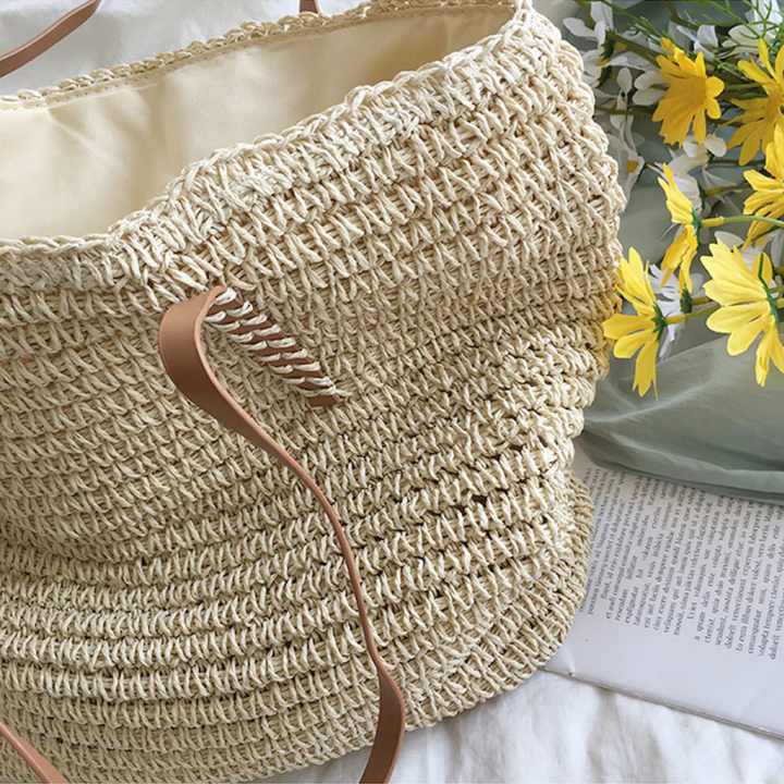 Elegant women's shoulder bag, spacious TerraWoven design handbag, a perfect daily carryall fashion accessory.
