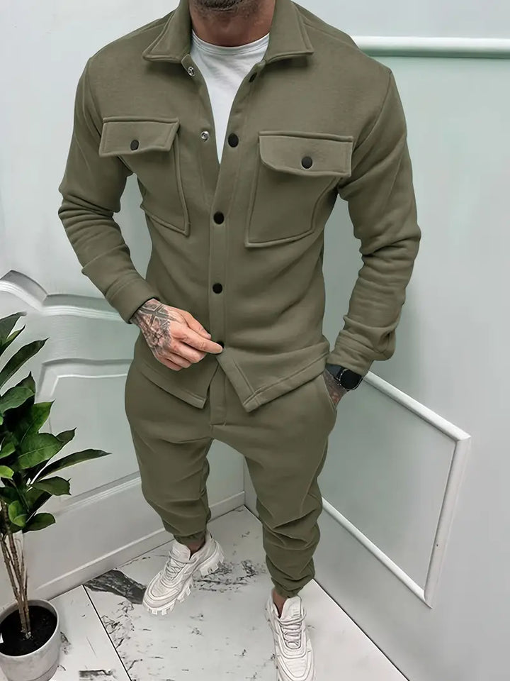 Men's versatile two-piece outfit: a comfortable jacket and matching trousers, ideal for stylish casual menswear.