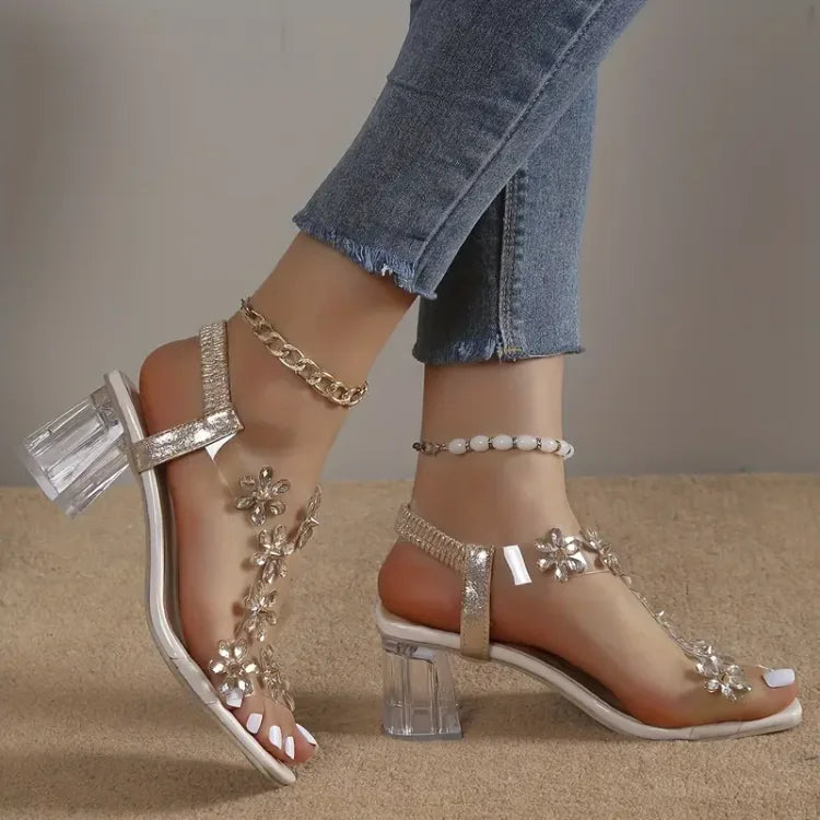 Comfortable women's orthopedic pumps, with a stylish mid-heel and breathable design for spring & summer fashion.