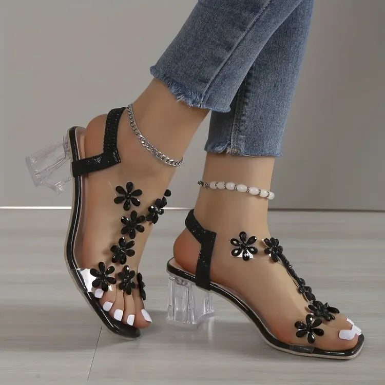 Supportive women's orthopedic pumps, ensuring breathable comfort and a stylish look for all-day elegance.