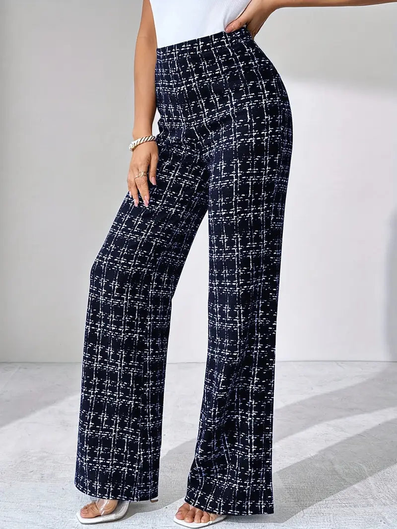 Casual yet stylish women's plaid flare knit pants, offering ultimate stretch and comfort.