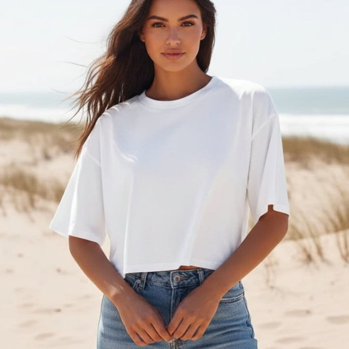 Stylish women's short sleeve crop top t-shirt with a round neck, ideal for summer casual outfits.
