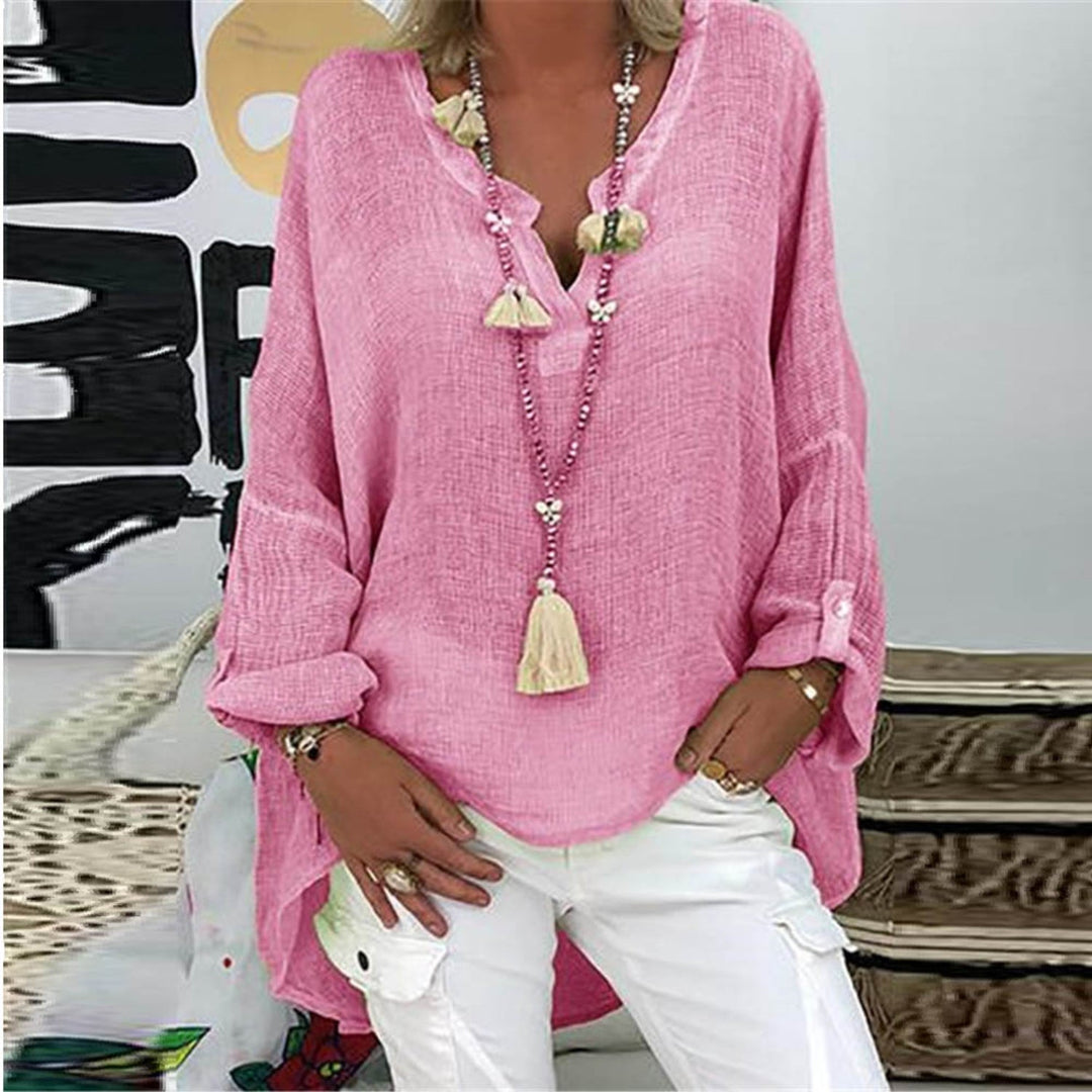 Elegant women's Elodie linen blouse, long sleeve, loose fit. Ideal for casual, summer or office style.