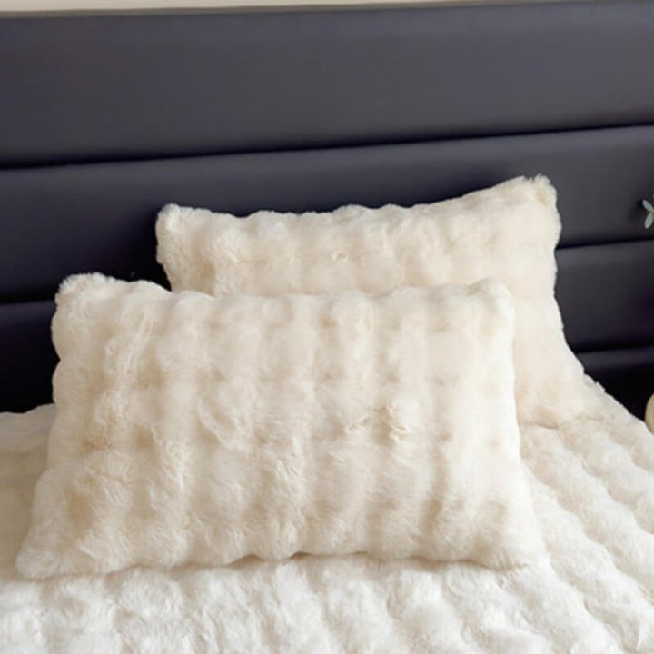 Faux rabbit plush mattress protector fitted sheet, super soft bedding for luxurious, warm & cozy sleep. Deep pocket design.