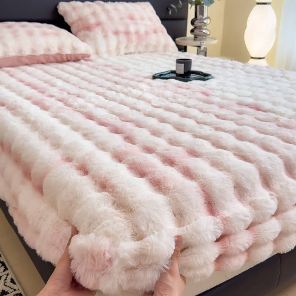 Luxury super soft plush mattress protector fitted sheet, cozy faux rabbit bedding for ultimate comfort. All-season, deep pocket.