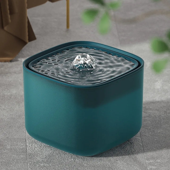 Sandsberg ultra-quiet 12.7 cup automatic pet water fountain for consistent, filtered cat & dog hydration.
