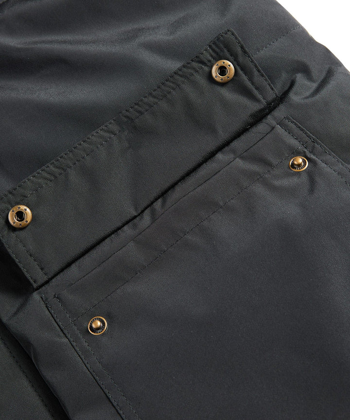 Unisex insulated puffer vest with pockets visible, ideal for cold weather