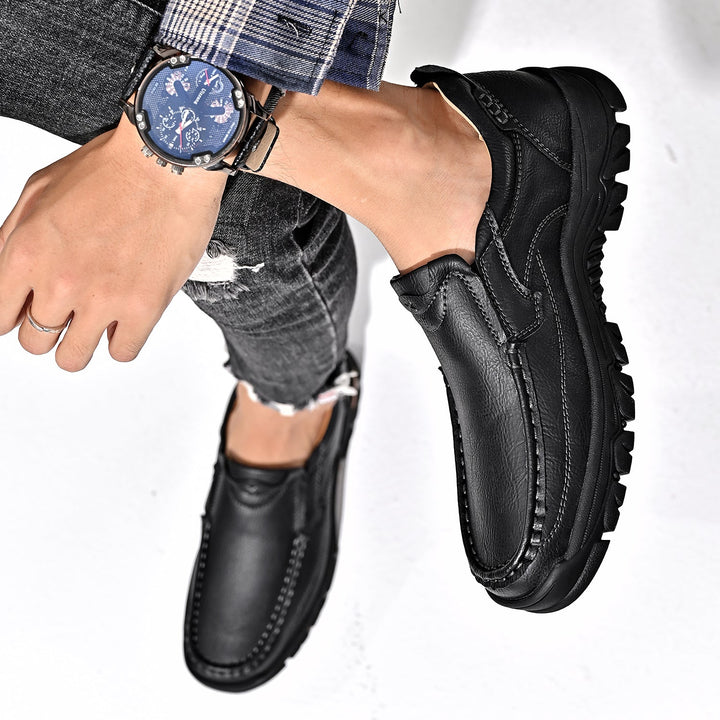 Stylish brown orthopedic comfort boots for men, versatile for various casual outfits