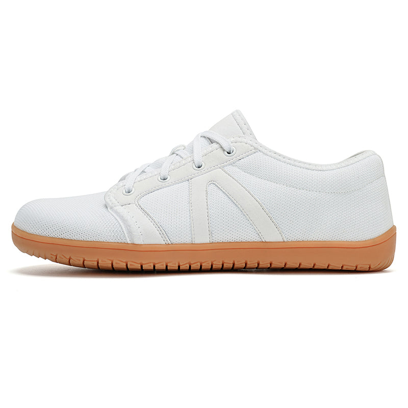 Flexible sole unisex barefoot shoes, wide toe box for natural movement & comfort.