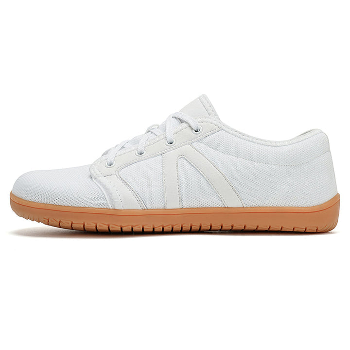 Flexible sole unisex barefoot shoes, wide toe box for natural movement & comfort.