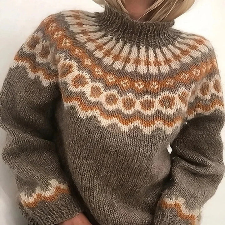 Warm and cozy unisex turtleneck pullover jumper, ideal for cold winter days and stylish, comfortable wear.