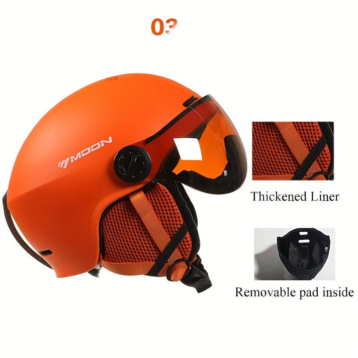 Unisex high-quality ski helmet for winter sports. Adjustable & protective gear.