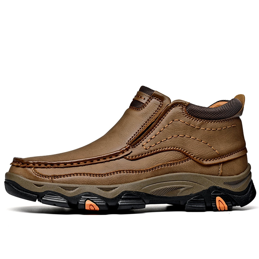 Comfortable unisex high top shoes made from premium genuine leather