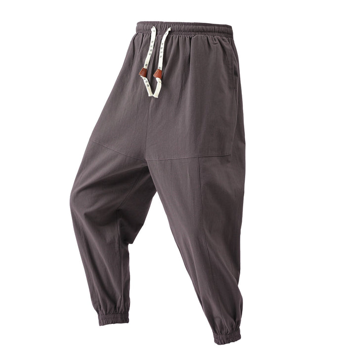 Boho style unisex harem pants with a relaxed fit, ideal for everyday comfort and a laid-back look.