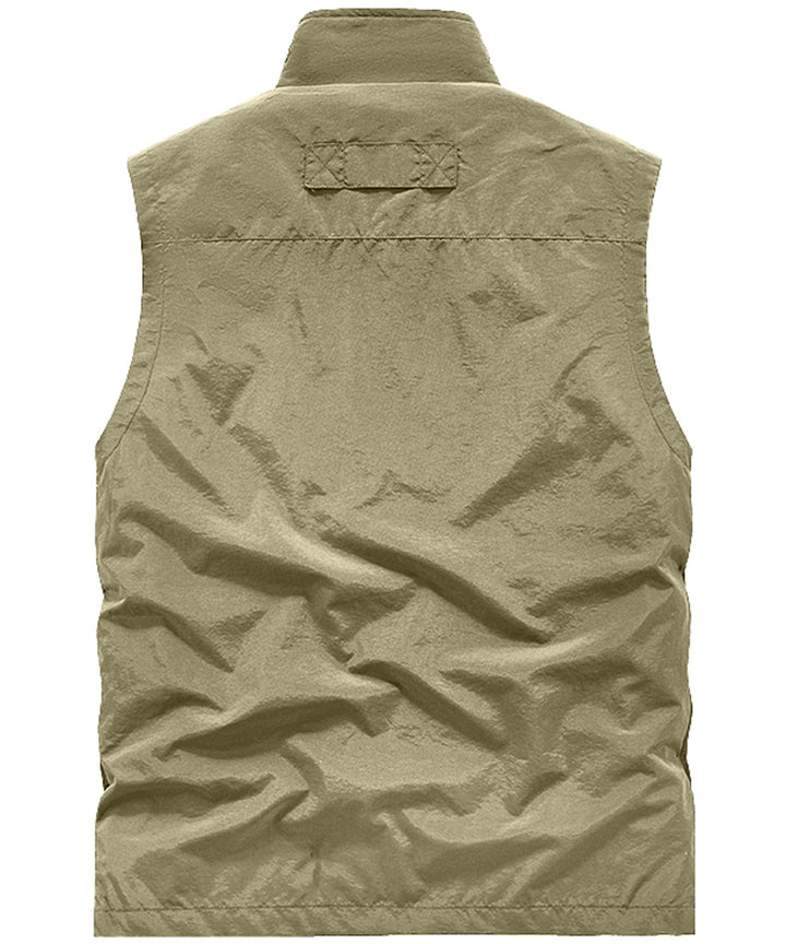 Detail of the zipper and secure pockets on a unisex adventure vest for outdoor enthusiasts.