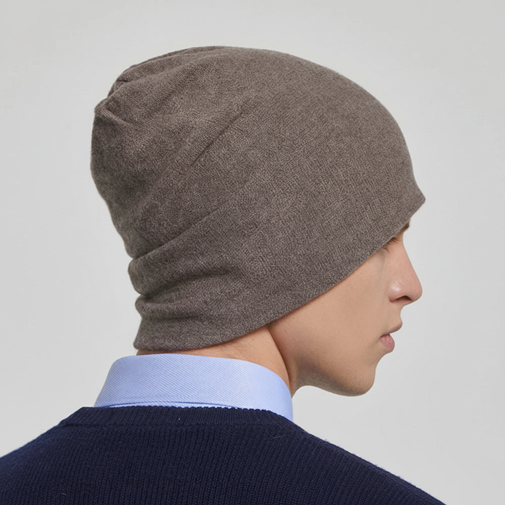Soft Woolglow slouchy beanie, unisex winter hat, warm & fashionable for cold weather.