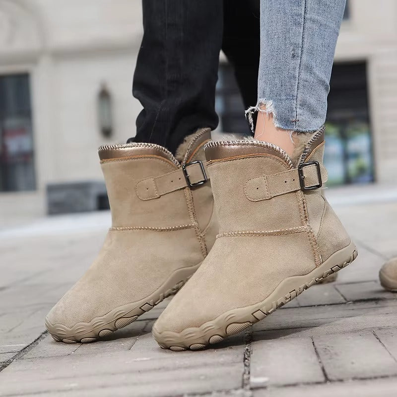 Cozy unisex barefoot boots, designed for winter warmth & minimalist comfort.