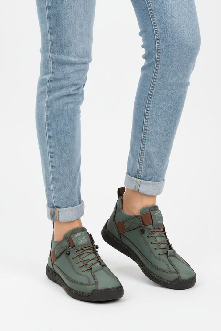 Ergonomic design of cushioned unisex walking shoes. Ideal for athletic and casual use.