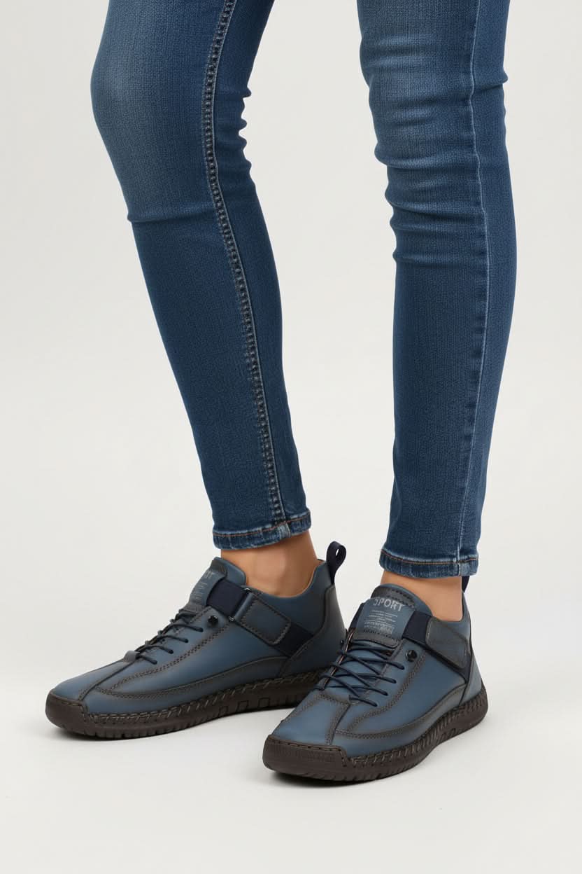 Lightweight lace-up walking shoes, unisex design. Features wide fit for superior comfort.
