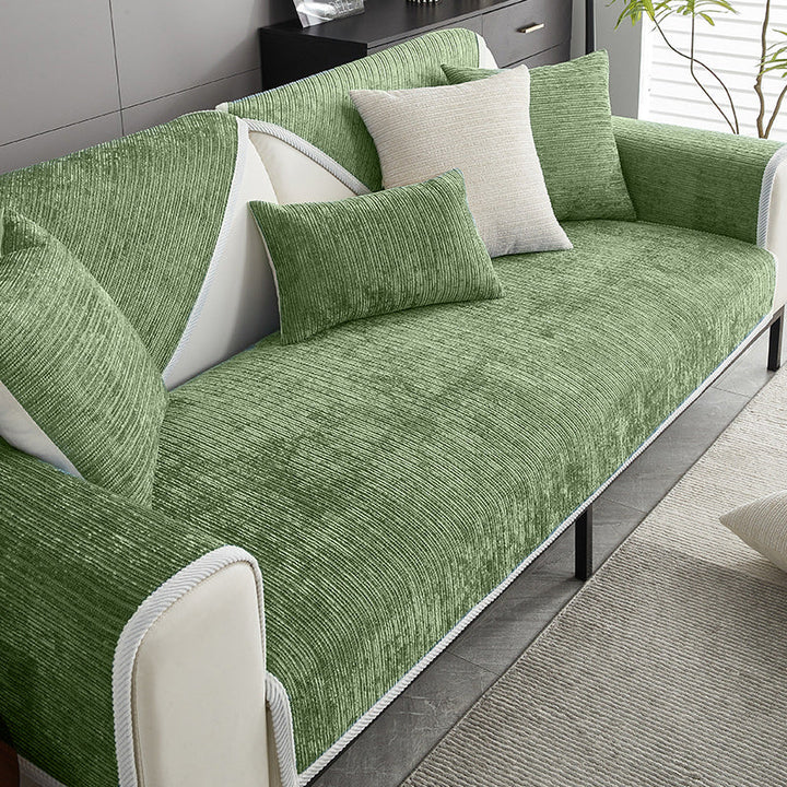 Spill-resistant waterproof sofa protector, easy clean couch cover. Ideal for busy homes & pet owners. Non-slip fit.
