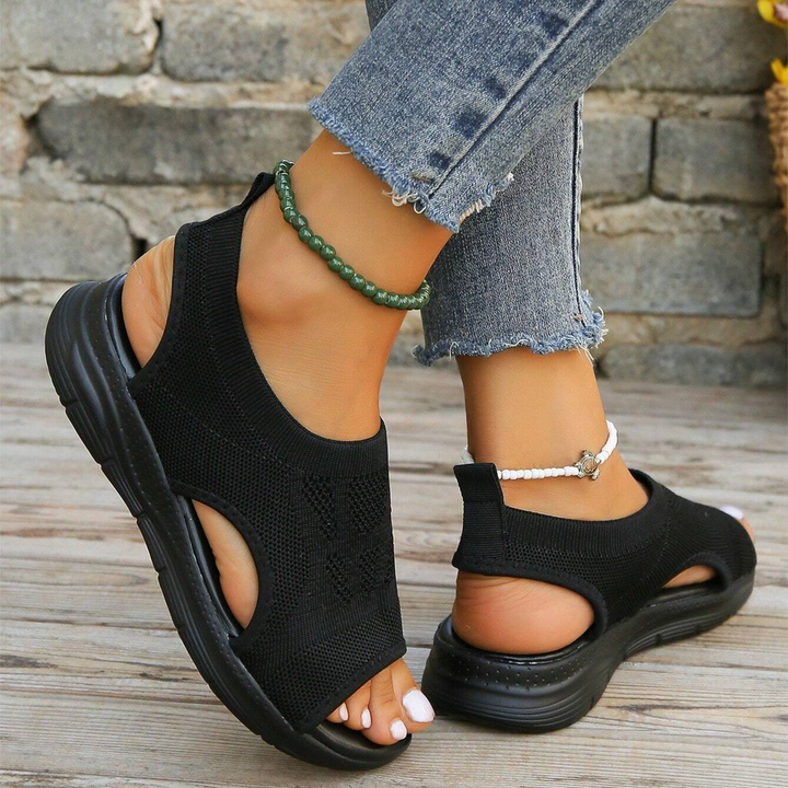 Everyday women's adjustable comfort sandals with arch support for walking & foot health.