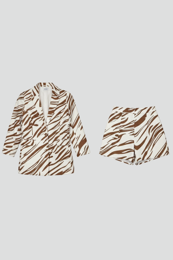 Women's fashion animal print blazer & shorts co-ord set, a versatile and trendy summer statement outfit.